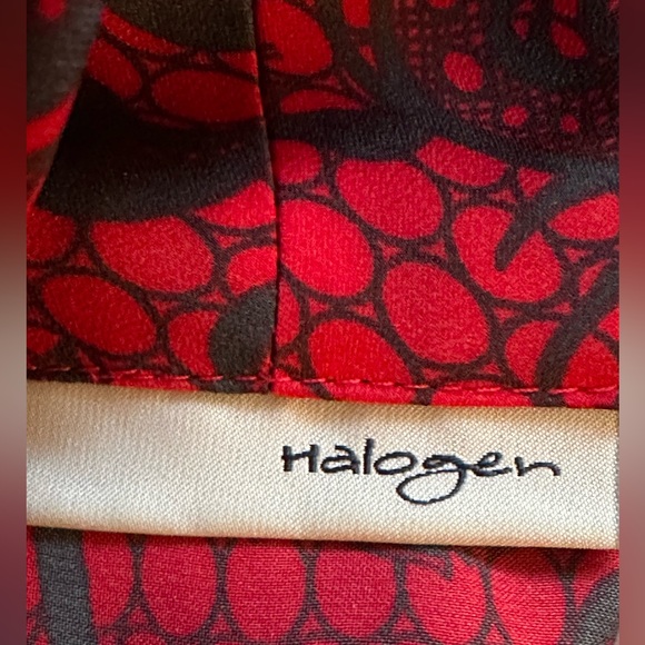 Halogen Red & Black Sateen Floral Print Sleeveless. Tie In Front Sz XS. - Picture 8 of 13